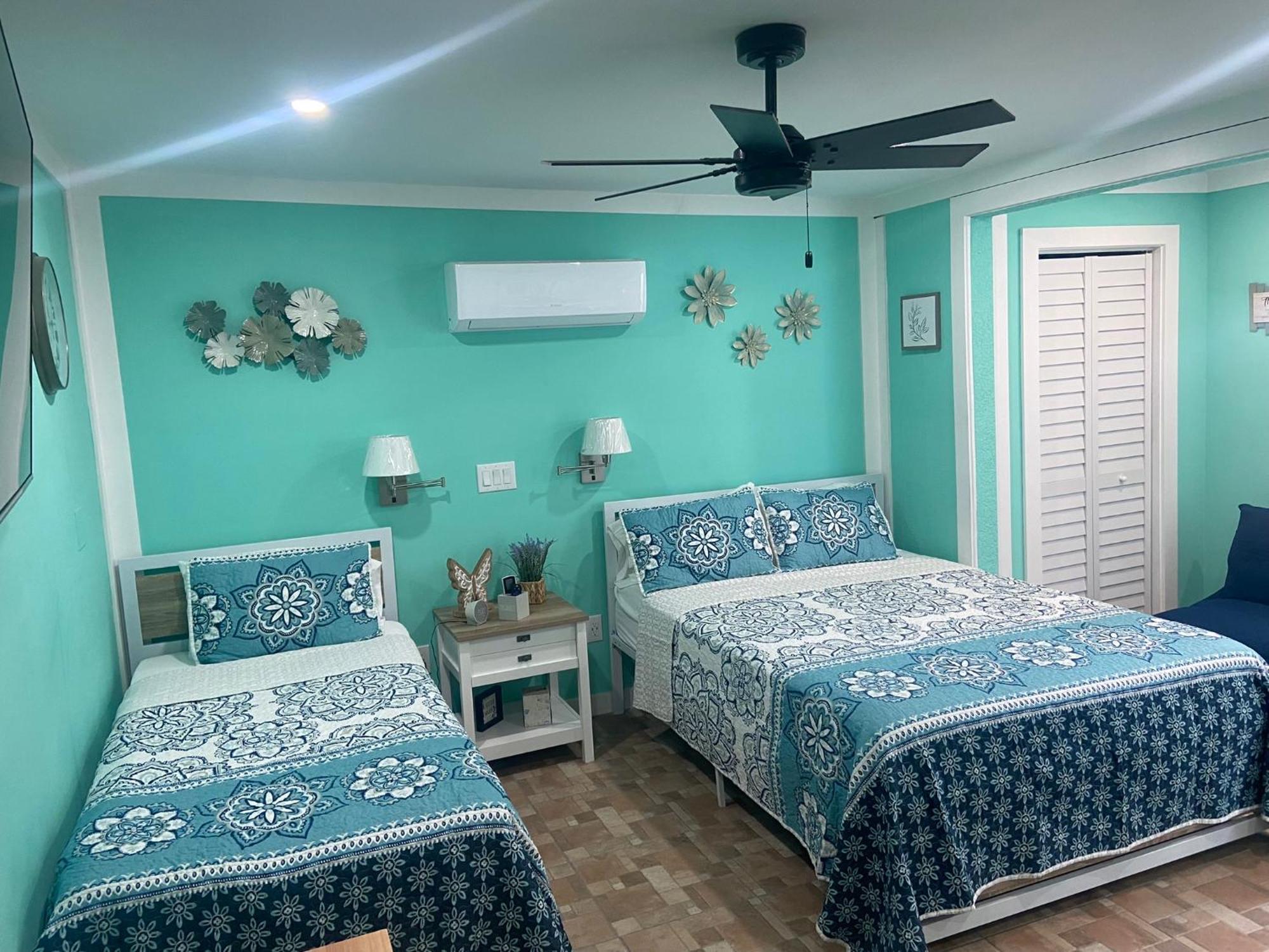 Beautiful And Comfortable Rom Apt # 2 坦帕 外观 照片